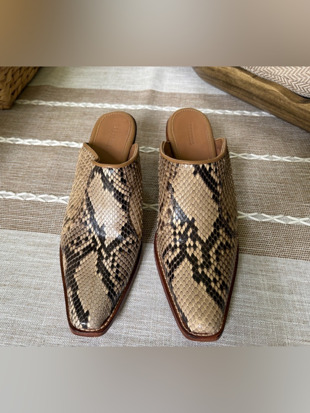 Tecovas The Brooke Black Sand Python